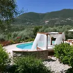 Villa Agapi - Spacious Boutique With Private Pool Close To The Sea *