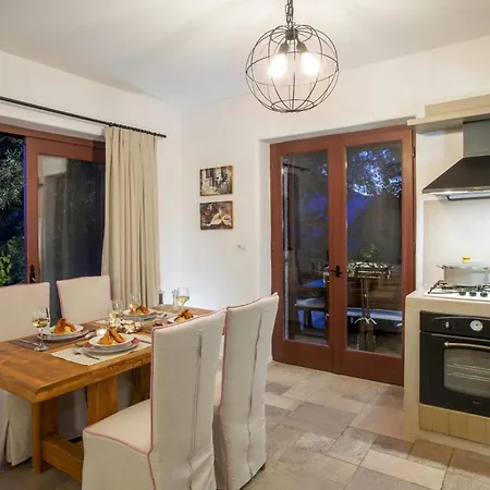Agapi - Spacious Boutique With Private Pool Close To The Sea Villa Sivota