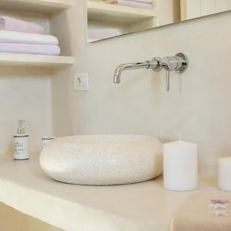 Agapi Spacious Stone Retreat With Jacuzzi And Private Pool Willa *